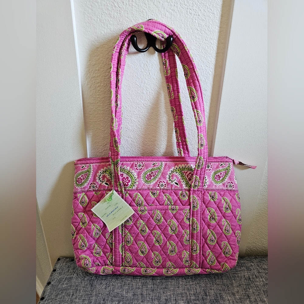 NWT Vera Bradley Bermuda pink Little Betsy